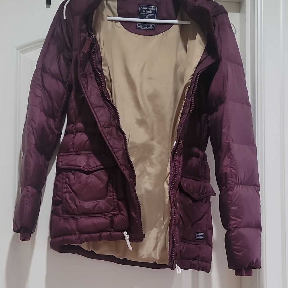 Abercrombie & Fitch XS Women's Magenta Purple Puffer Jacket